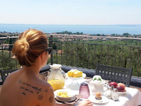 Отель B&B Corte Frisonai  Бардолино